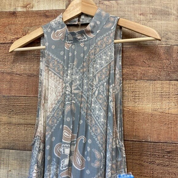 Free People Sleeveless Paisley Print Swing Dress Beige & Gray Boho Style NWT S - Picture 2 of 5
